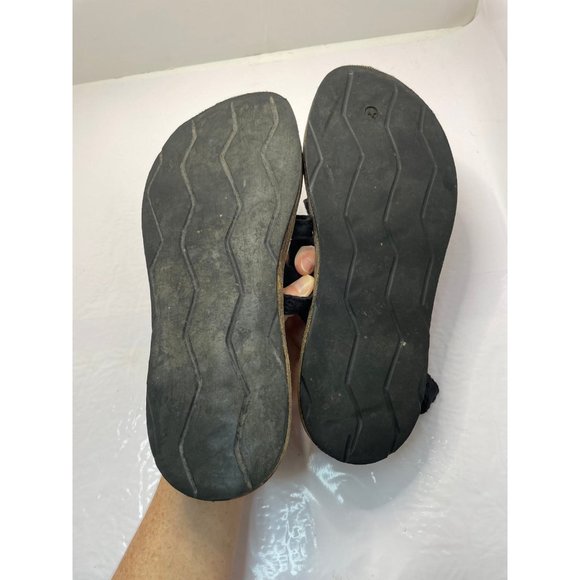 Simple Green Toe Ecofriendly Sandals 7 - Picture 6 of 7